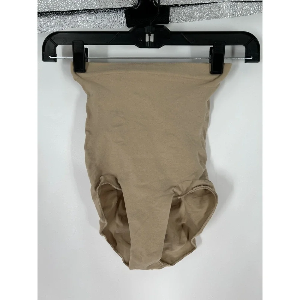 SKIMS Seamless Sculpt High Waisted Brief Womens Medium Clay‎ Tan Tummy Control